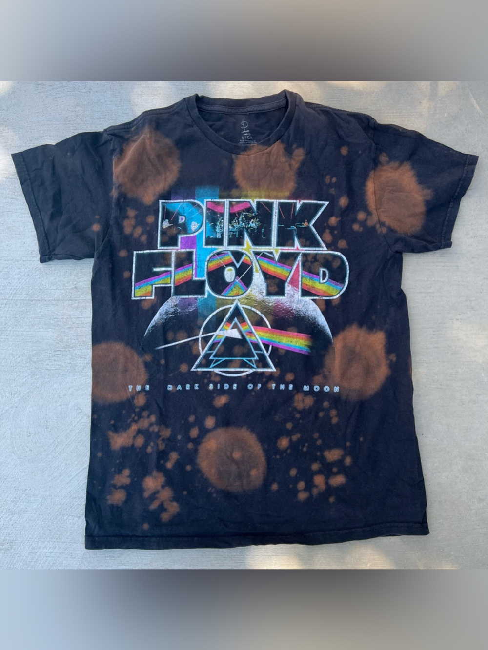 Pink Floyd Graphic Tee